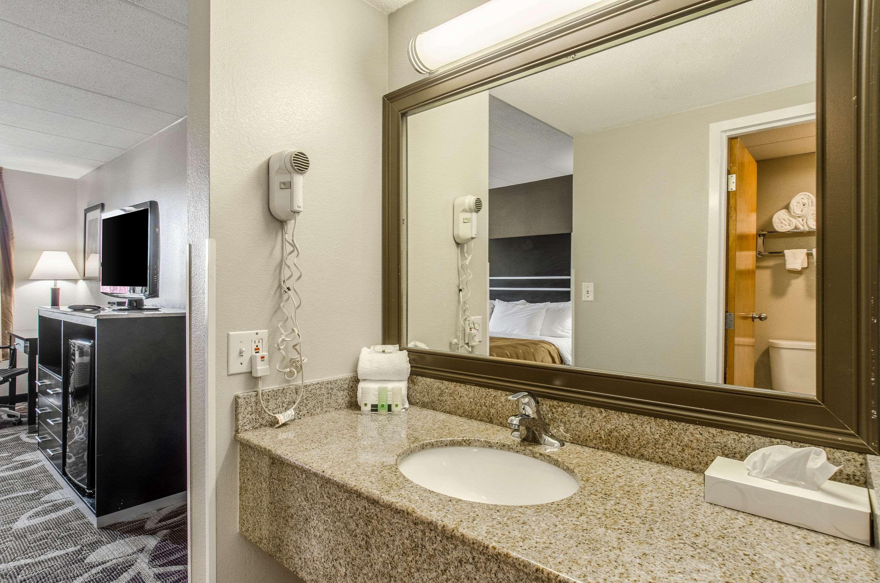 La Casa Inn & Suites-Middleboro Eksteriør bilde