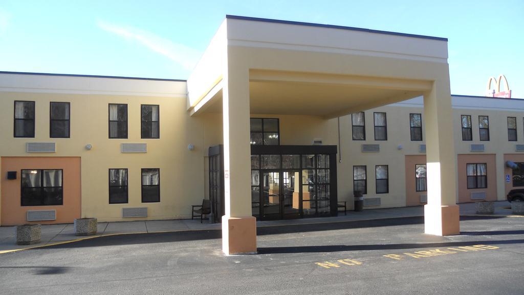 La Casa Inn & Suites-Middleboro Eksteriør bilde