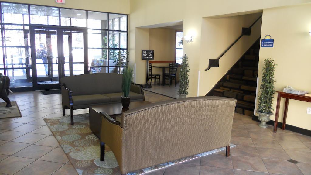 La Casa Inn & Suites-Middleboro Eksteriør bilde