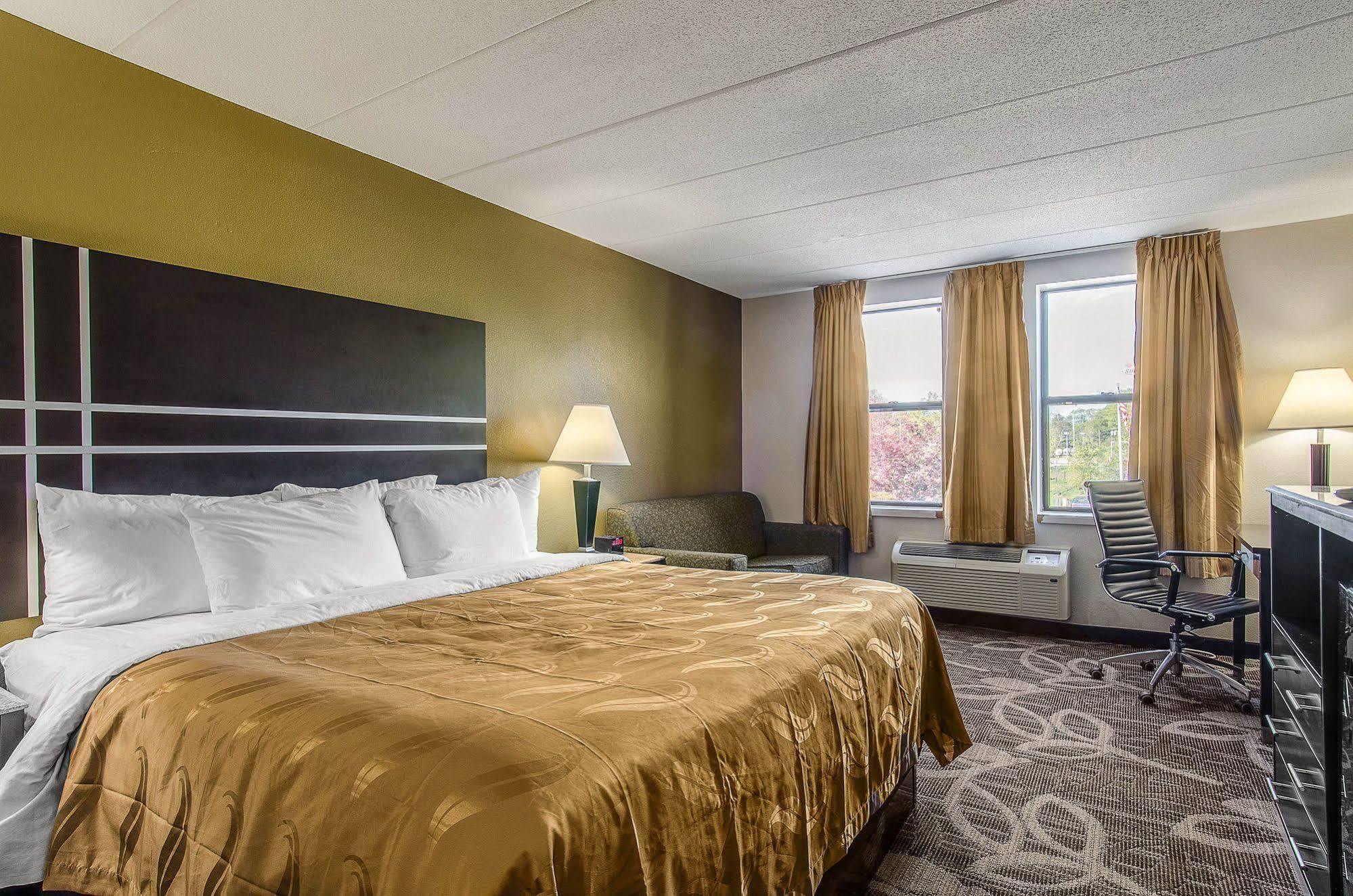 La Casa Inn & Suites-Middleboro Eksteriør bilde